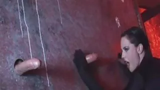 La mamma ha scritto un troie italiane vecchie messaggio di testo che aspetta suo figlio a letto