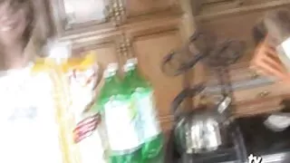 Candid vecchie porcone italiane massaggio donna matura si è conclusa con sesso appassionato sul divano