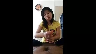 Una ragazza liberata vecchie ma troie con un culo elaborato scopa un uomo in anale