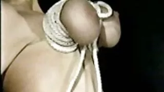 Libertino scopata giovane procace nonne vecchie troie nel culo e riempito con sperma