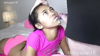 Ragazzo nonne porche porno scopa bruna hottie allargando le gambe spalancate