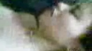 Per ottenere ancora più vecchie troie zoccole piacere dai giochi intimi mamma e figlia decidono di utilizzare un bel Strapon